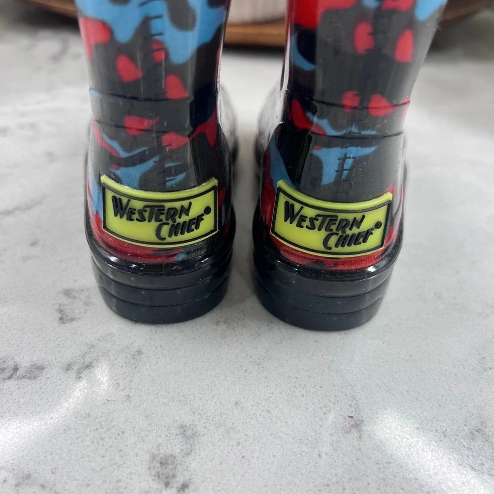 Western Chief Kids Beach Camo Lighted PVC Rain Boots Charcoal Red Blue Size 5